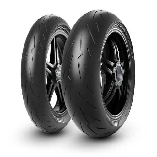 Pirelli Diablo ROSSO IV : 120/70ZR17+200/60ZR17 - Image 2