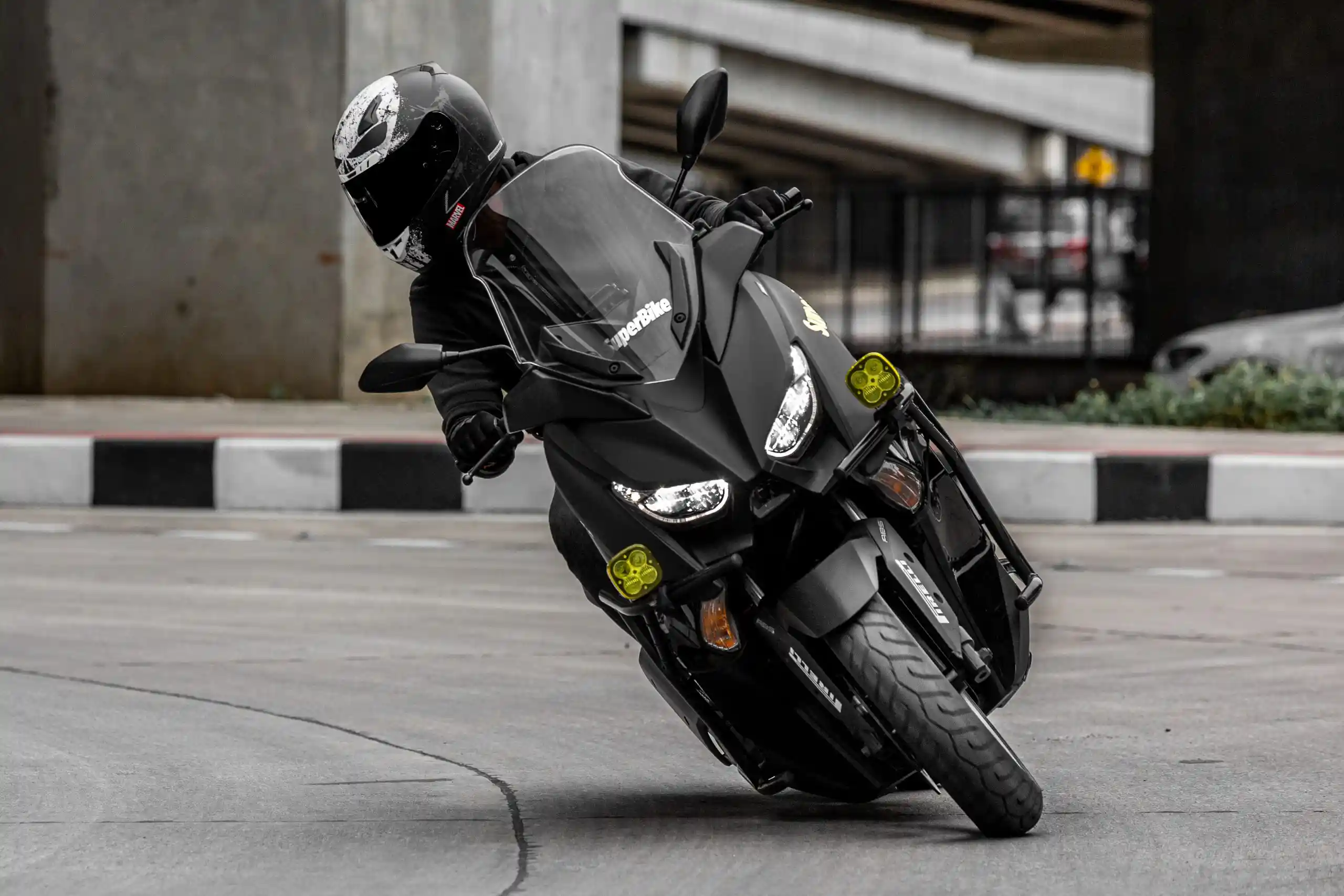 ประเภทของยางมอเตอร์ไซค์ - ยางบนทางเรียบ (Road Tyre)