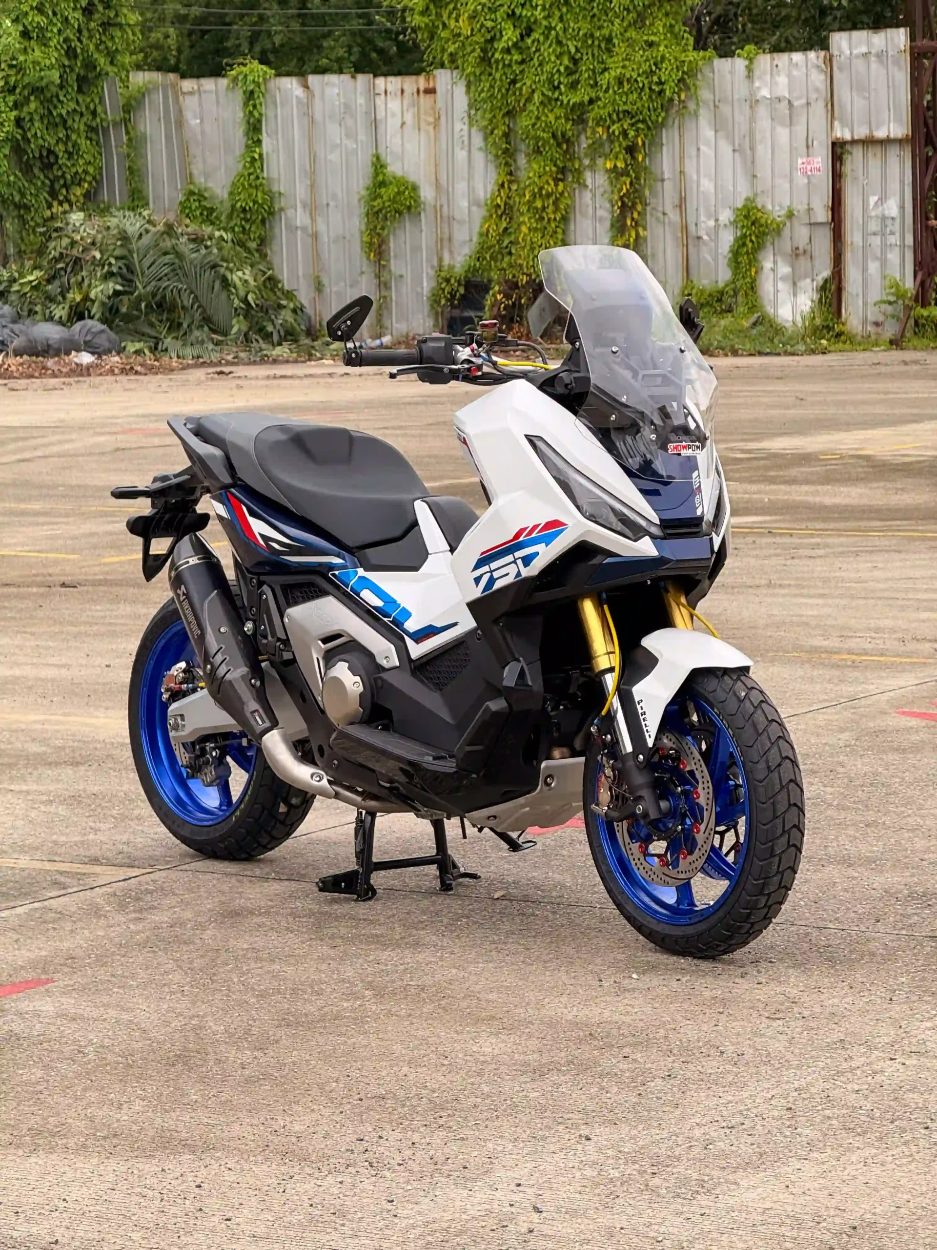 X-ADV 750 - 3